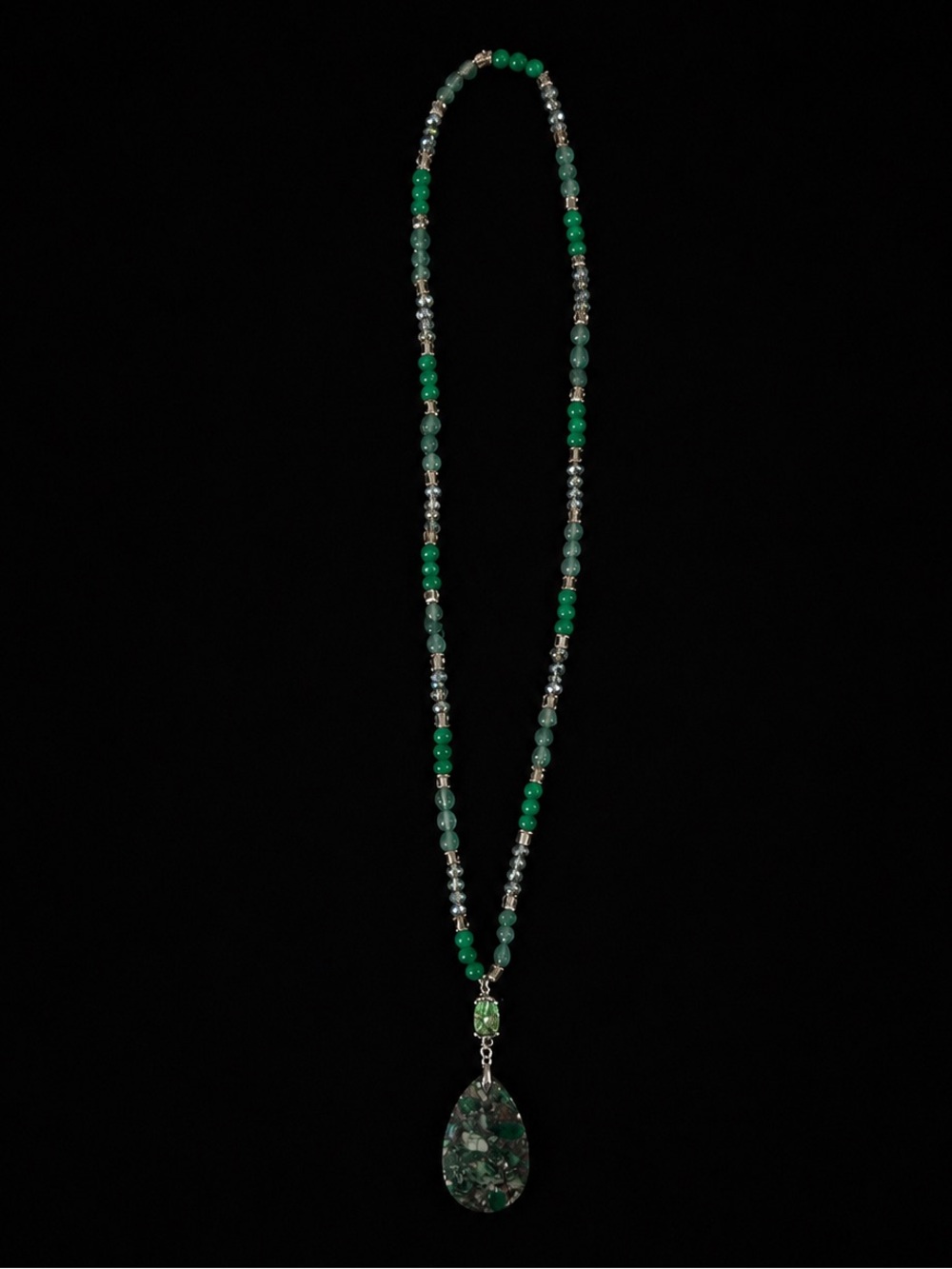 Green Beaded Pendant Necklace - Elegant Women’s Jewelry